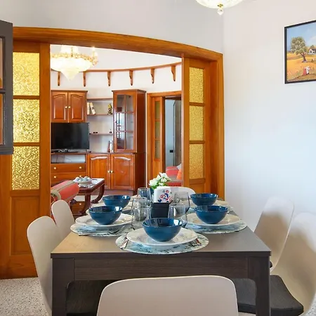 Titan Villa Tinguaton